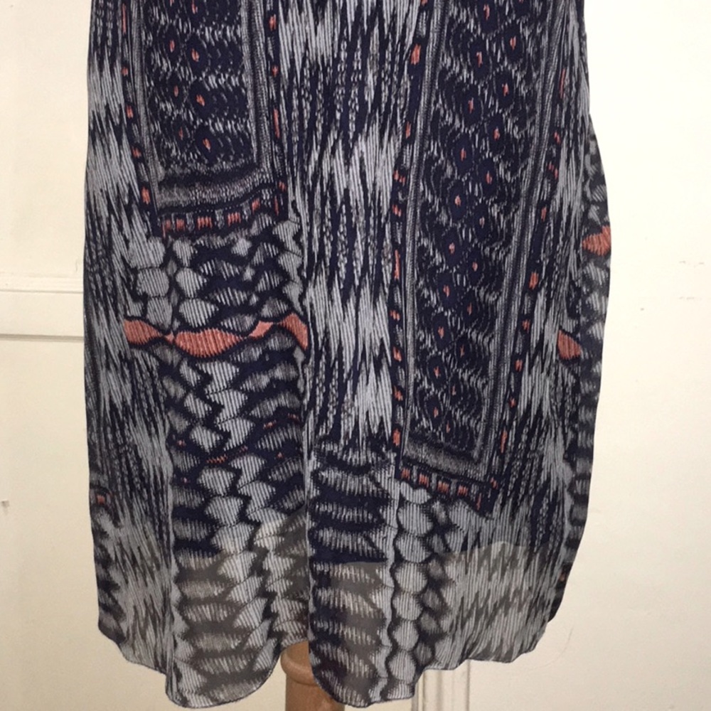 Of Two Minds Dress - Picture 4 of 9